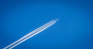 Flugzeug Kondensstreifen