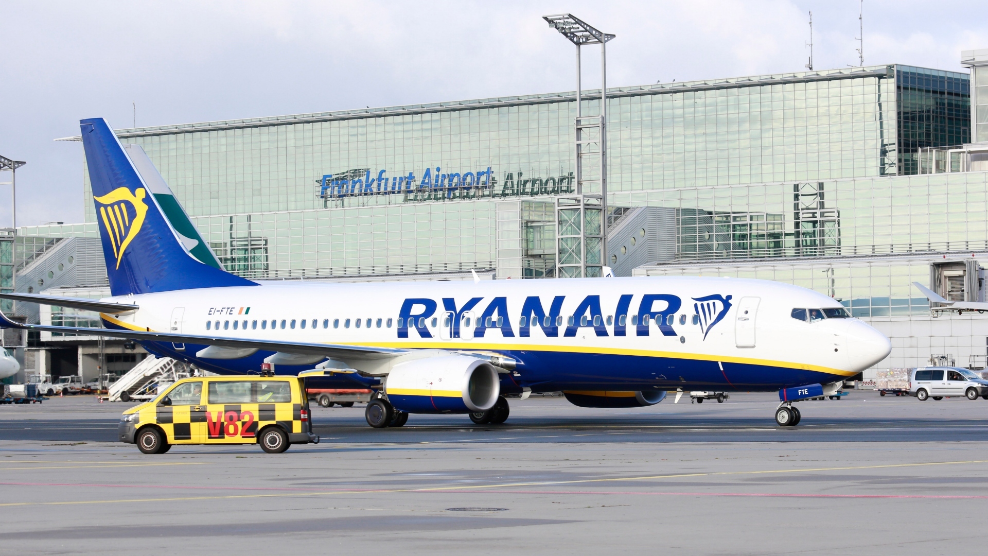 Flughafen Frankfurt: Ryanair plant 2017 erstmals Flüge ab Frankfurt ...